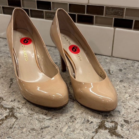 Franco Sarto Millie Nude Patent Heels - Picture 1 of 5